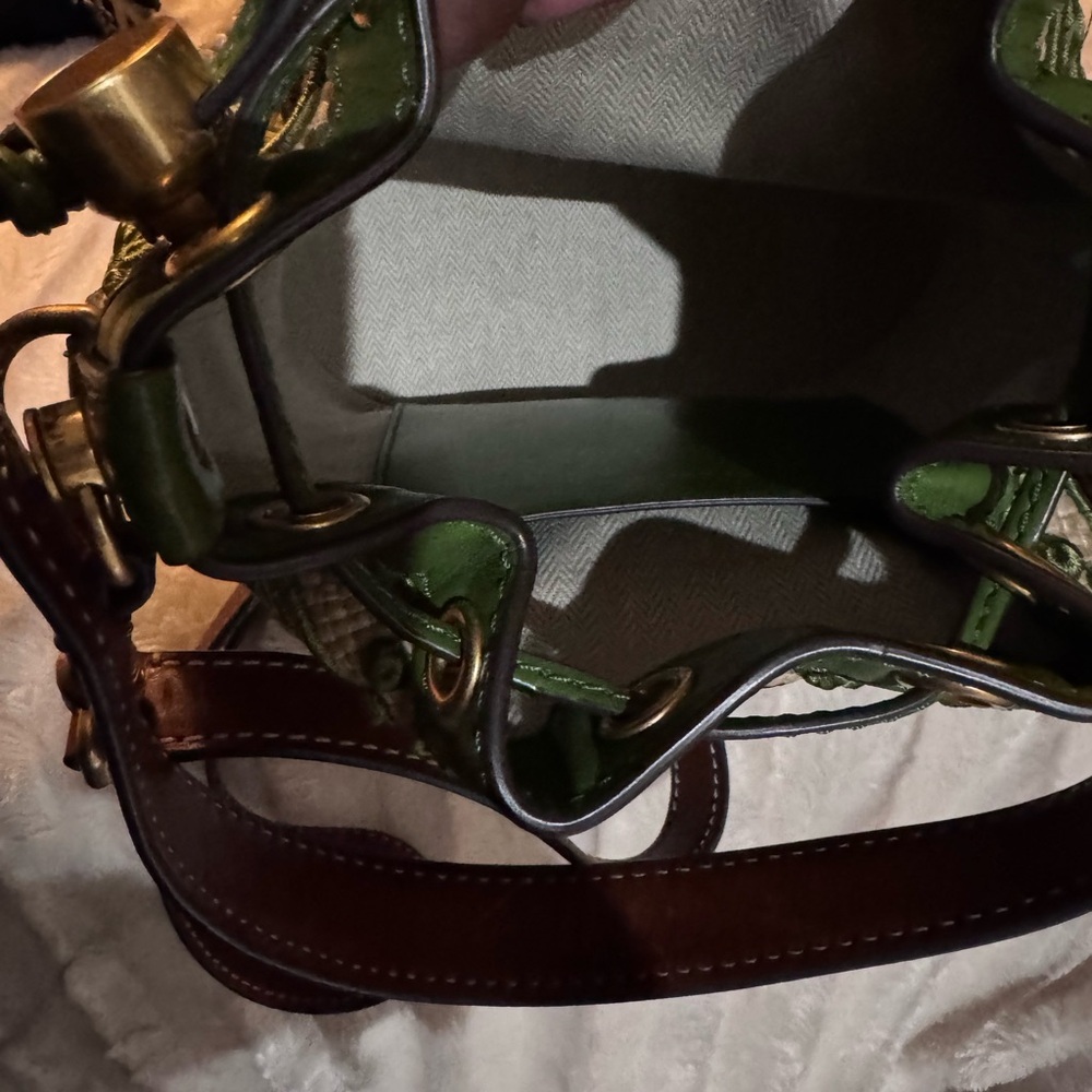 Tory Burch Green and Tan Embroidered Shoulder Bag - Picture 5 of 9